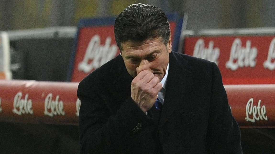 Mazzarri: ''Ingenui e scelte sbagliate. Ma oggi c'era un rigore e rosso per Dias"