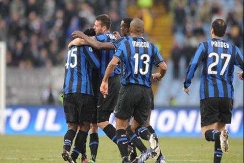 Guardare le magnifiche 8 e pensare: i Galacticos sono a Milano!