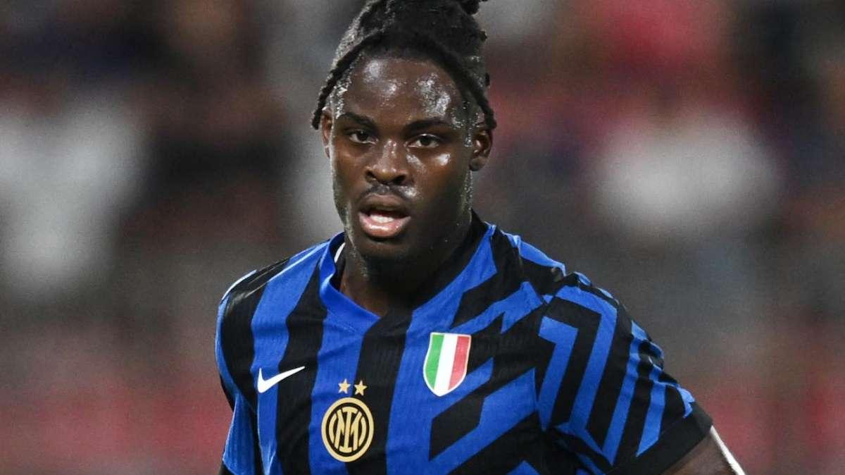 CdS - Bisseck super. E Inzaghi lo prova anche come centrale. Rinnovo per allontanare le big?