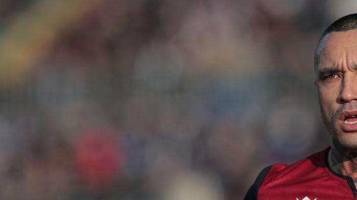 Nainggolan: "La gente mi critica, ma si gioca in undici. Ora c'è l'Inter, è difficile ma vogliamo salvarci"