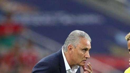 Brasile, Tite: "Domani out Marcelo, il resto lo sapete". Miranda titolare