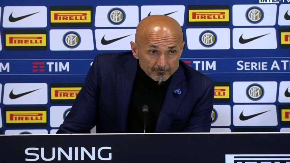 Spalletti in conferenza: "Se sono rassegnato? Mi offendete, il mestiere di allenatore in Italia è precario"