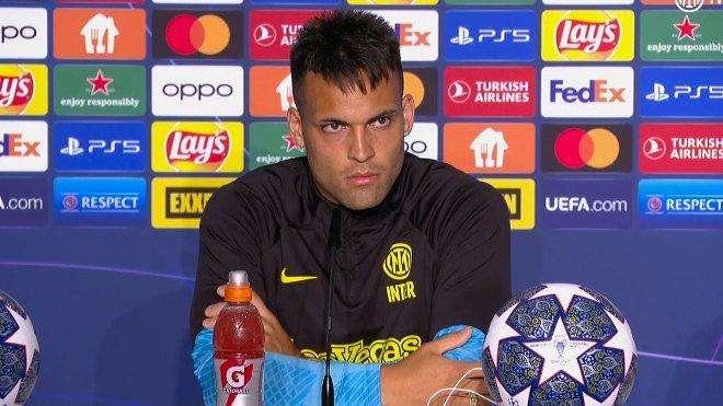 Lautaro Martinez in conferenza: "Mondiale e Champions: cambia la maglia, stesse sensazioni"