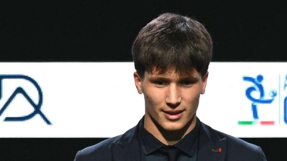 Fabbian: "Chivu e Inzaghi fondamentali per la mia crescita. Barella esempio da cui prendere spunto"