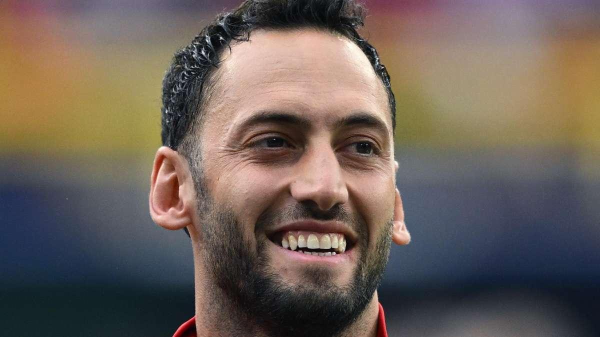 Turchia, settima presenza agli Europei per Calhanoglu: il record di Recber e Balta è a un passo