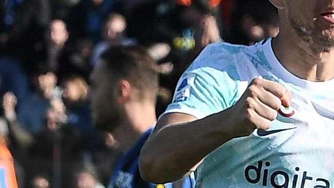 Novità per la Serie A: dal 2024-2025 divise da trasferta solo a tinta unita