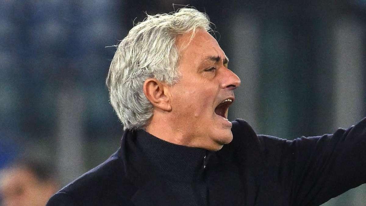 Mourinho: "Merito rispetto, lasciatemi in pace. Non pretendo un trattamento speciale, ma onesto"