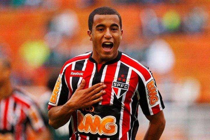 Il Chelsea alza la posta per Lucas: 35 milioni