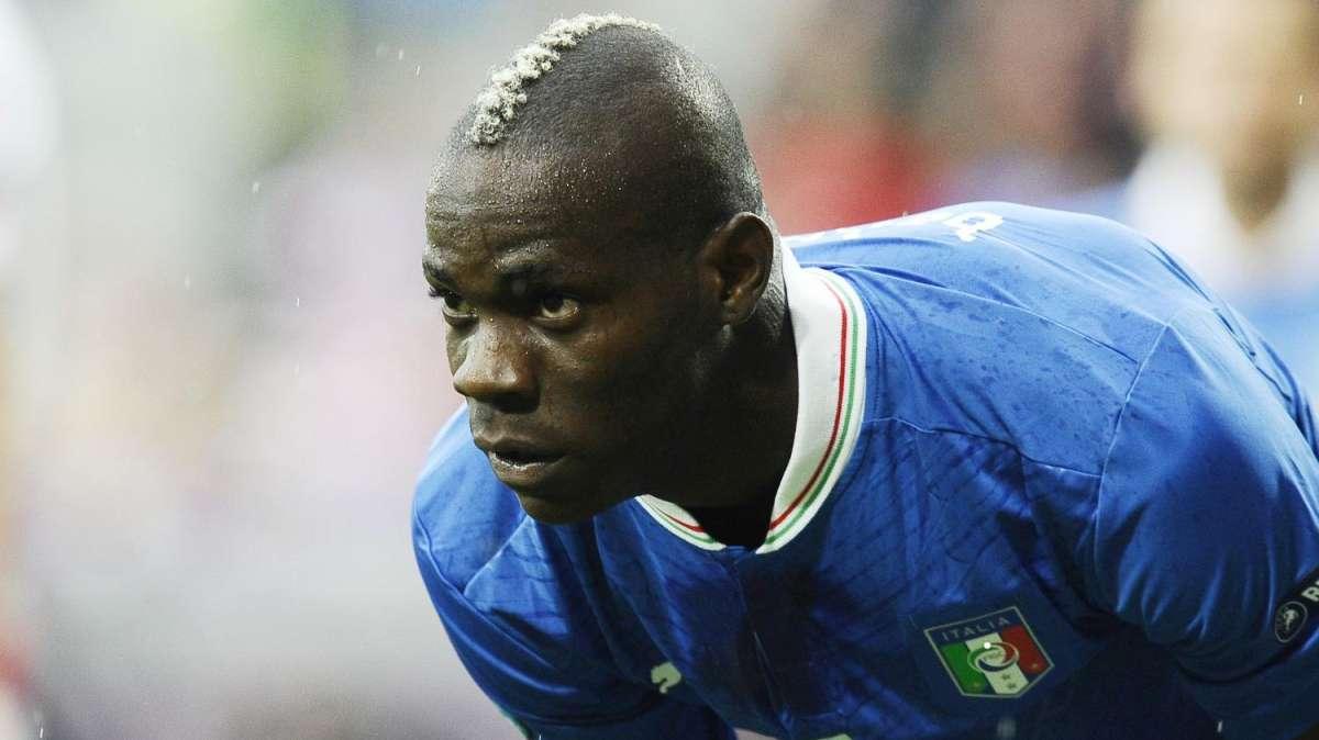 Balo sì, Balo no: dagli abbracci con Cassano alla maglia gettata a S. Siro