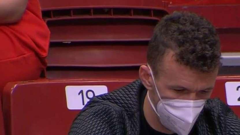 Spettacolo al Forum: Olimpia Milano alle finali di Eurolega sotto gli occhi di Perisic