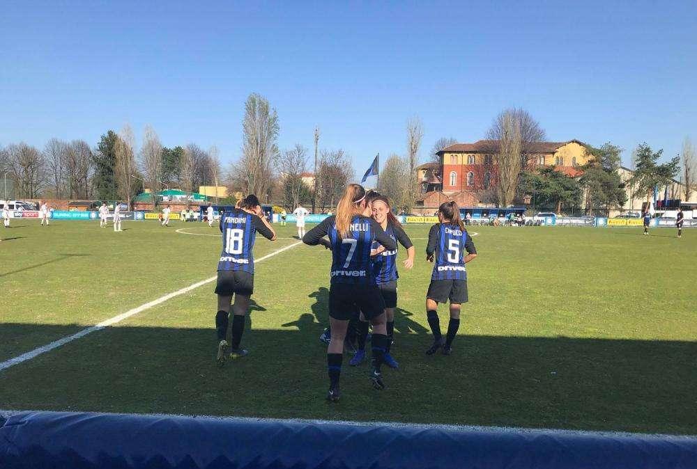 FOTO/VIDEO - La Femminile vola in Serie A: tutta la gioia delle nerazzurre 