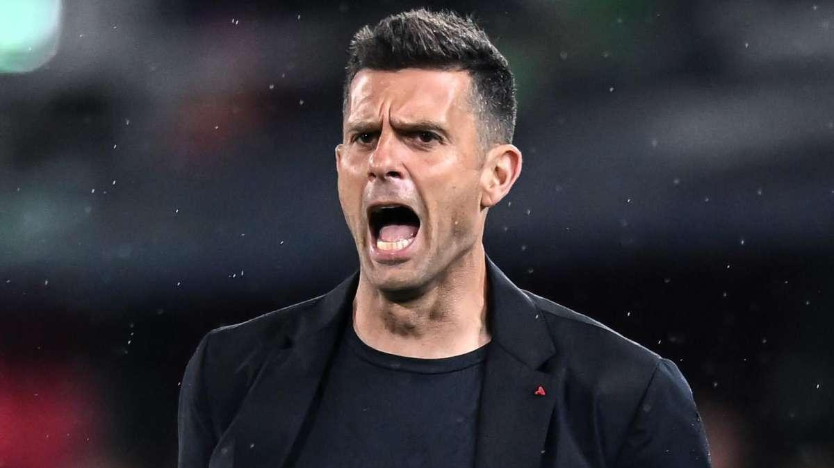 Thiago Motta, il saluto al Bologna: "Mi hai reso un uomo felice. Ringrazio tutti"