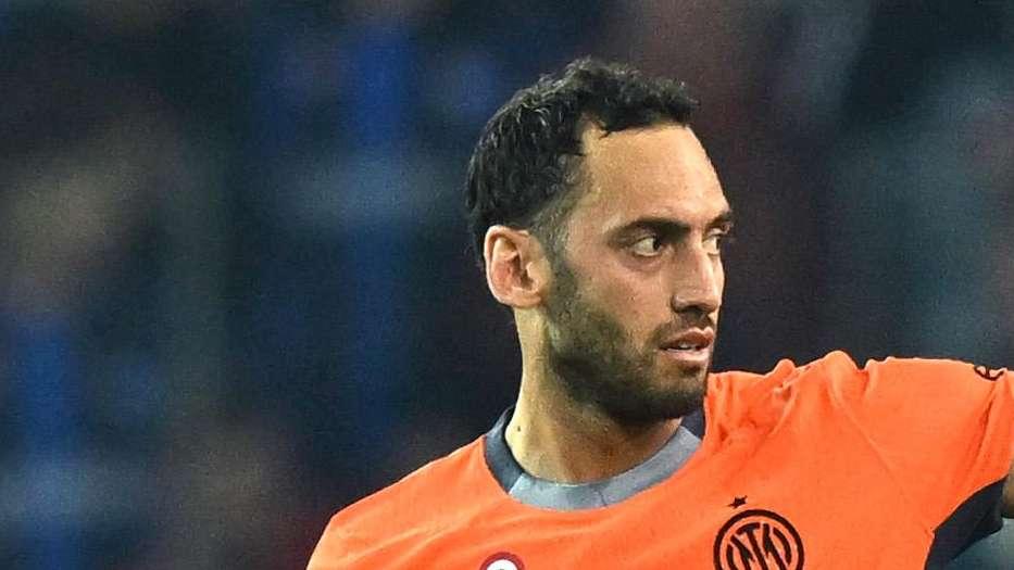 Serie A, Calhanoglu a quota 10 gol: è a -1 dal record realizzato con l'Amburgo nel 13/14