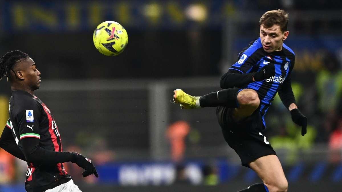 Barella corre e costruisce: nel derby oltre 11 chilometri percorsi e 89 tocchi di palla 