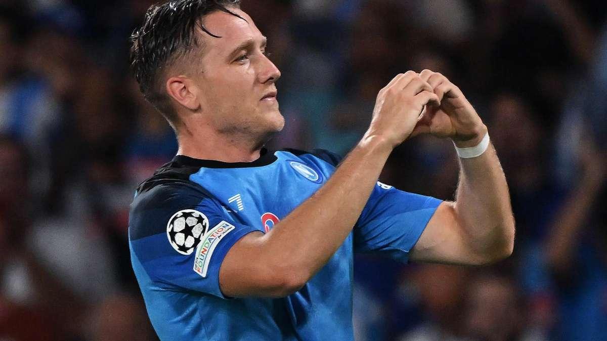 Napoli, Zielinski: "Ci aspettano partite difficili, ma possiamo scrivere la storia"