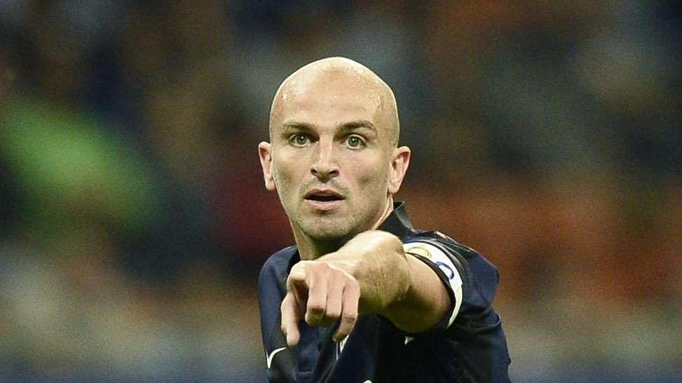 Mirror - Cambiasso, c'è l'offerta del Leicester: le cifre
