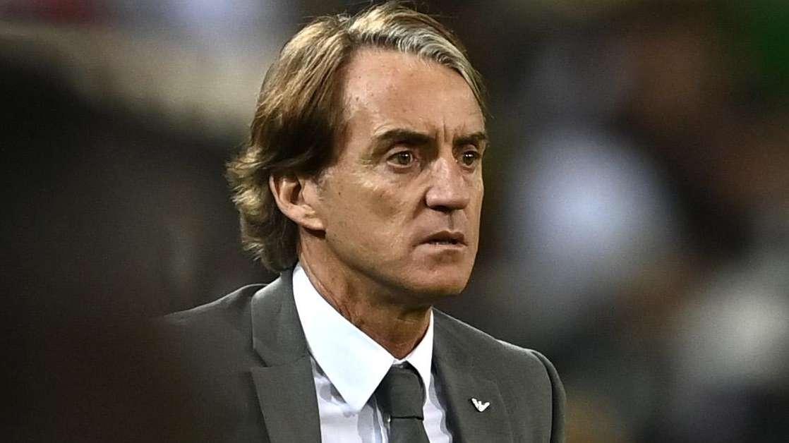 Corsera - Tv contro calcio: "Ballando con le stelle" fa spostare l'amichevole della nazionale