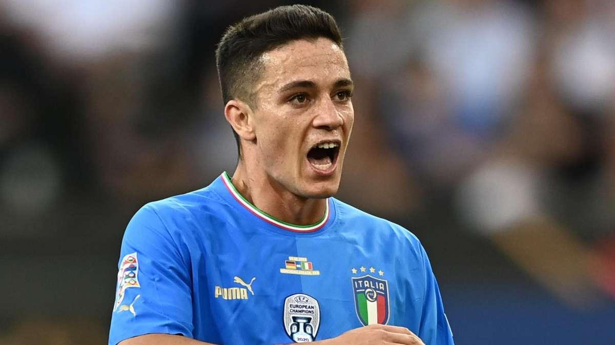 Sky - Incontro in corso tra Napoli e Sassuolo per Raspadori: l'Inter e Pinamonti osservano con interesse