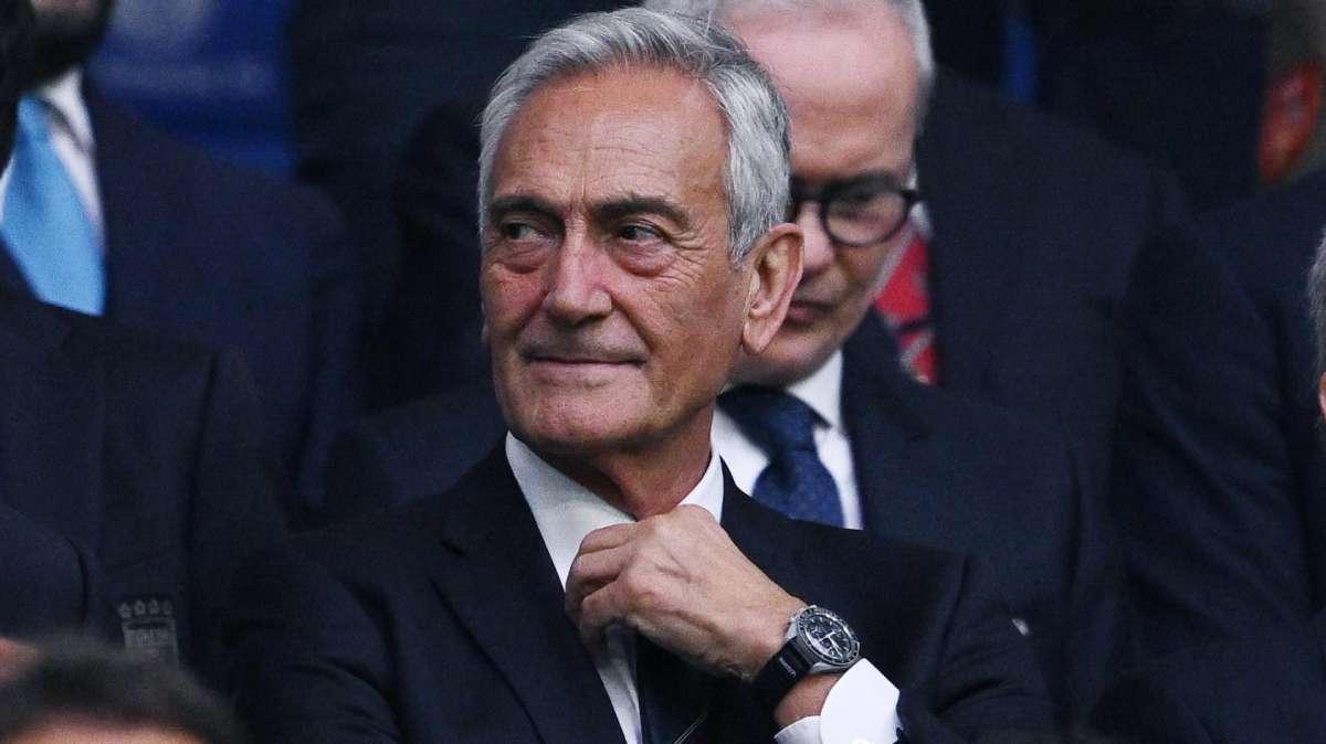 Tempo effettivo e VAR a chiamata, l’Italia pronta a fare da apripista. Gravina: "È il nostro contributo per migliorare il gioco"