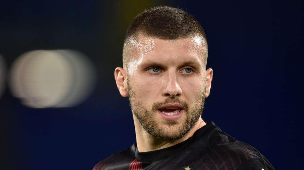 UFFICIALE - Rebic è del Milan: il croato firma un contratto fino al 2025