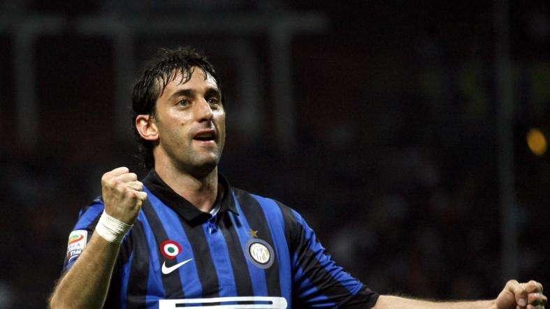 Milito tuona: "Qui zero clan! Destro è un grande, vi rivelo..."