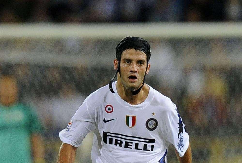 Se Lucio dà forfait, opzione Chivu da centrale