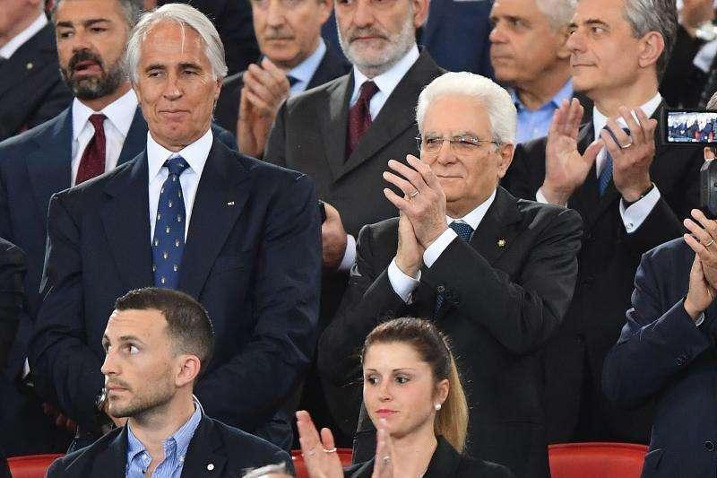 Tessera del tifoso, in tre anni sarà addio. Malagò: "Vogliamo includere negli stadi i tifosi veri e le famiglie"