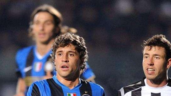 Crespo: "Vi racconto il mio primo passaggio all'Inter. Stupendi gli scudetti vinti in nerazzurro"