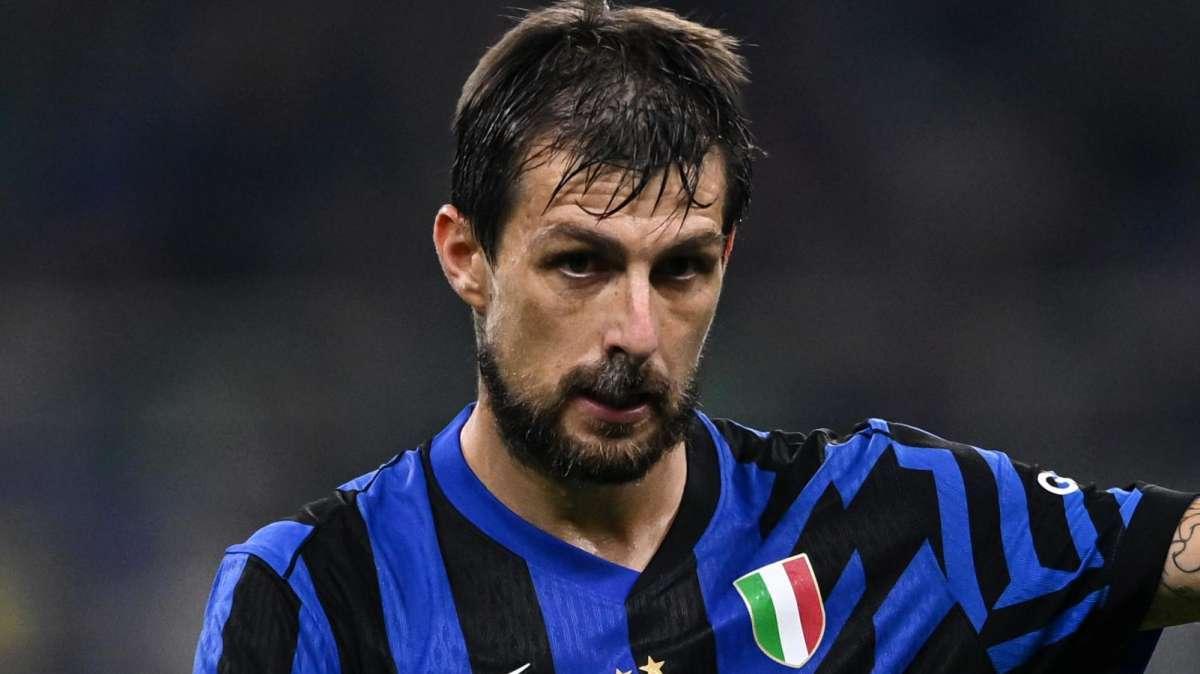 Determinazione, carisma e il gol nel derby Scudetto: gli auguri dell'Inter per Francesco Acerbi