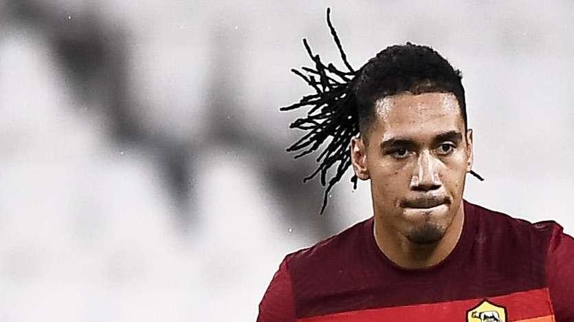 GdS - Si accende il duello Inter-Roma per Smalling: giallorossi pronti all'ultimo assalto, nerazzurri frenati da Skriniar