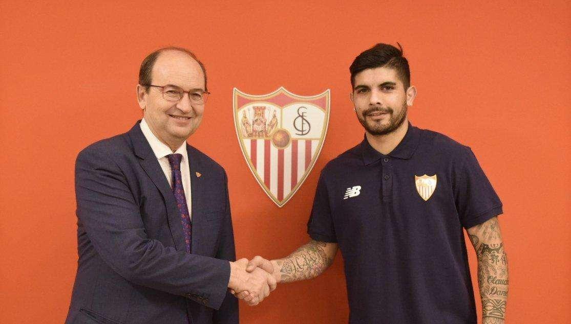 UFFICIALE - Ever Banega è del Siviglia, arrivato l'annuncio dei due club