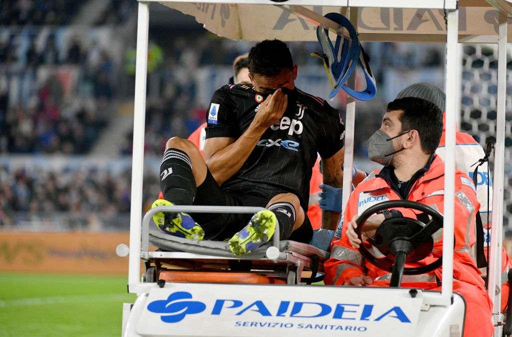 Juve, tegola Danilo: fuori 2 mesi. Il comunicato del club