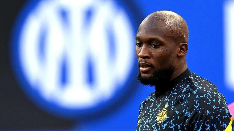GdS - Lukaku si taglia l'ingaggio per tornare all'Inter. Big Rom più Dybala?