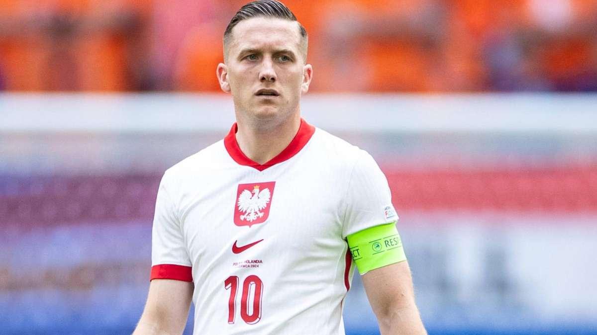 InterNazionali - Gioie e dolori per Zielinski: gol con la Polonia, poi lascia il campo per un problema muscolare