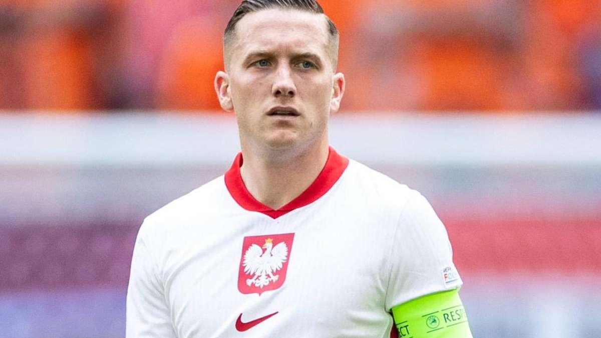 Zielinski salta Finlandia-Polonia: ieri ha lasciato anzitempo l'allenamento per un dolore nella zona del polpaccio