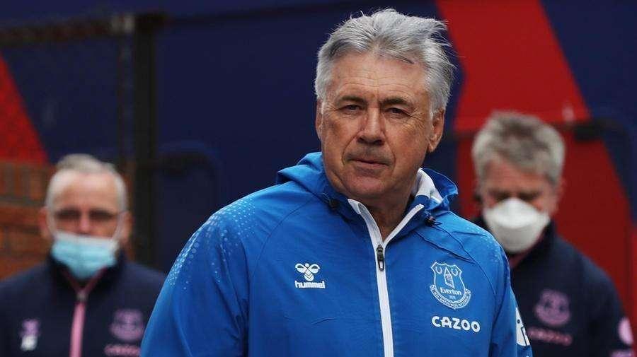 Ancelotti: "Scudetto, spero vinca il Milan. Ma so che il mio amico Conte non mi accontenterà"