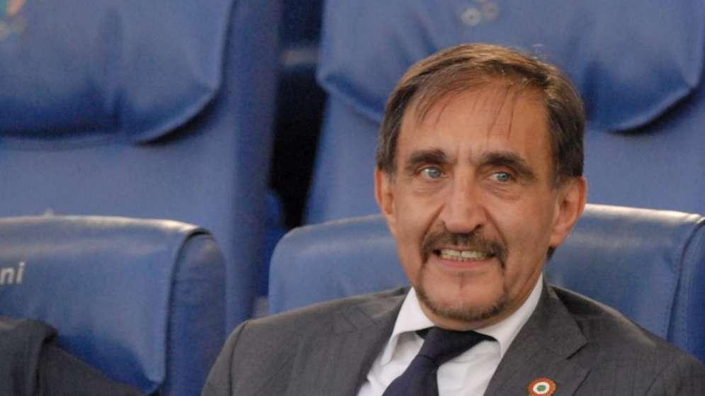 La Russa sta con Barbara Berlusconi: "Si consideri intoccabile San Siro. Il nuovo stadio nella stessa area"