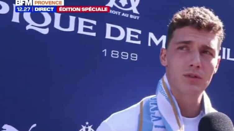Pavard sbarca a Marsiglia: "Volevo solo l'OM, l'unico club che avevo in mente. Spero di vivere grandi emozioni"