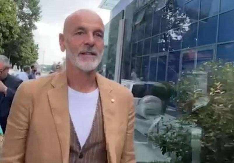 Anche Pioli schiva le domande sul derby: "Che partita sarà? Dipende dal tempo"
