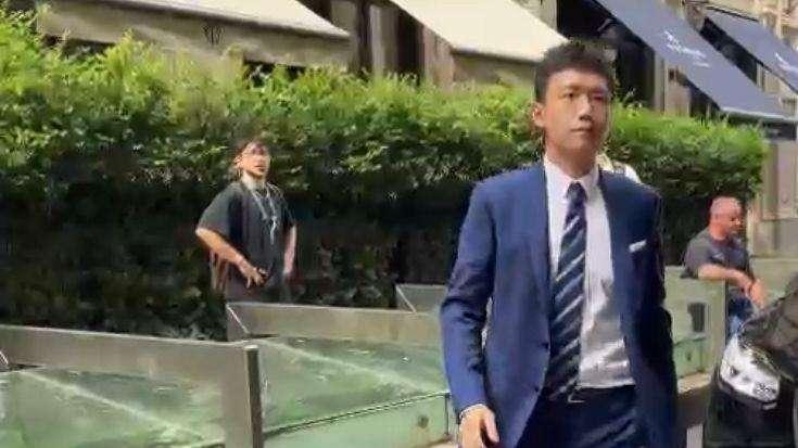CdS - Nove in scadenza e tre in prestito: da Lukaku a Dzeko e De Vrij, ecco l'orientamento dell'Inter 