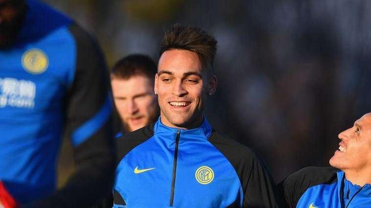 Sky - Verso il Cagliari: tornano Bastoni e Brozovic, Gagliardini per Barella. Ballottaggio Sanchez-Lautaro
