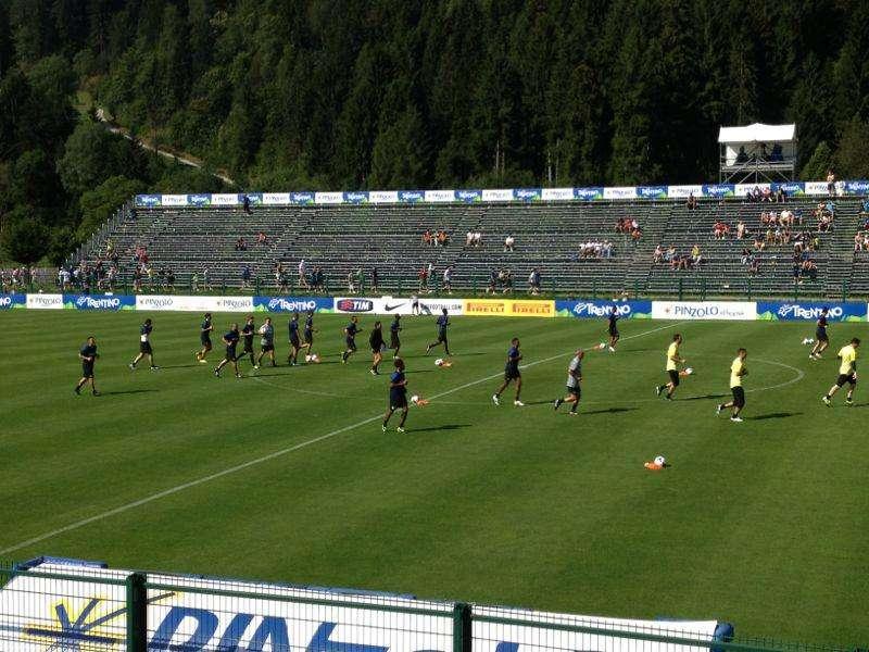 FOTO - Inizia l'allenamento, ecco i dettami tattici