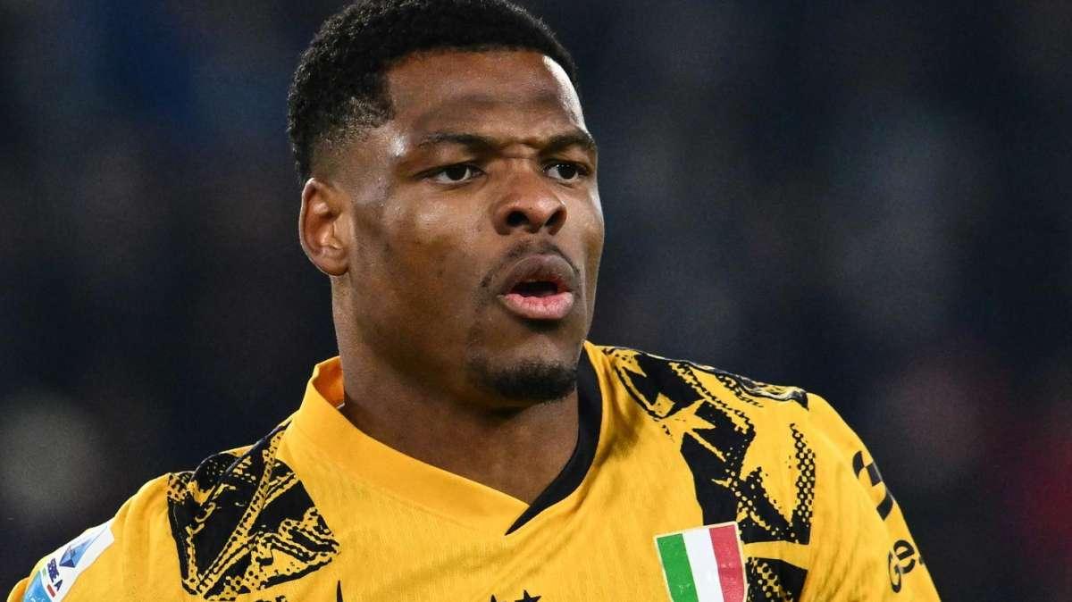 Dumfries e il duello con Osman: "Nella ripresa ha commesso un brutto fallo, mi ha colpito duro sulla caviglia"