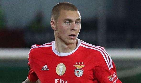 Record - Ok di Suning e De Boer: Lindelof nerazzurro con la clausola rescissoria