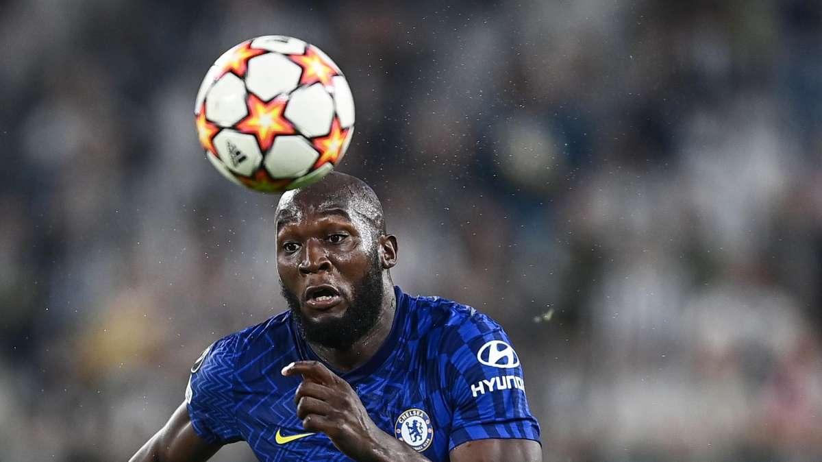 Ancora critiche per Lukaku. Roy Keane: "Deve cambiare, quanto vuole salvare l'avventura al Chelsea?"