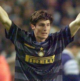 VIDEO - Sessant'anni di Uefa: Javier Zanetti e Dejan Stankovic in lizza per il gol più bello della storia