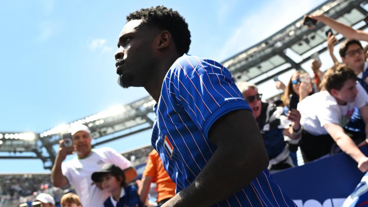 Francia, allarme rientrato per Thuram: solo un affaticamento al polpaccio