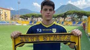 FcIN - Squizzato, buon impatto tra i professionisti. Lo attende un nuovo prestito