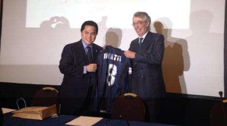 Thohir: "Voglio un'Inter vincente". Moratti: "Mi renderò ancora utile"