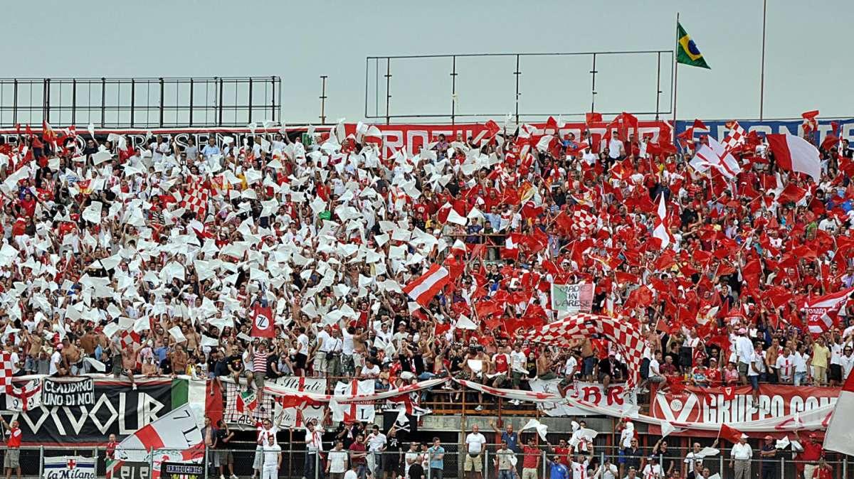 Varese in B, festeggia anche la Curva Nord